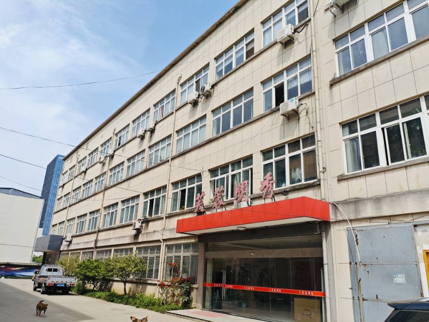 桐乡市明秀服饰有限公司企业图片